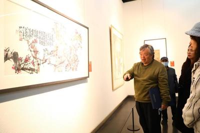 長(zhǎng)安畫派藝術(shù)中心揭牌儀式暨陜西省長(zhǎng)安畫派美術(shù)作品展覽開幕式在西安隆重舉行